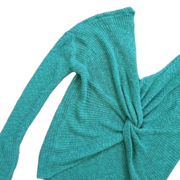 Moon & Madison Green Off The Shoulder Twist Front Sweater - Picture 6 of 10